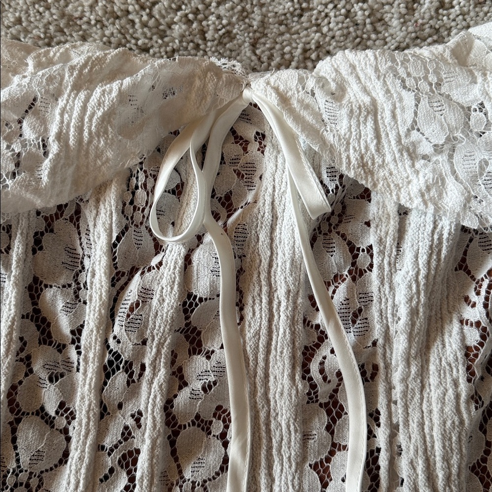 Althea Elise Clarisse Lace Maxi Dress - Picture 8 of 10